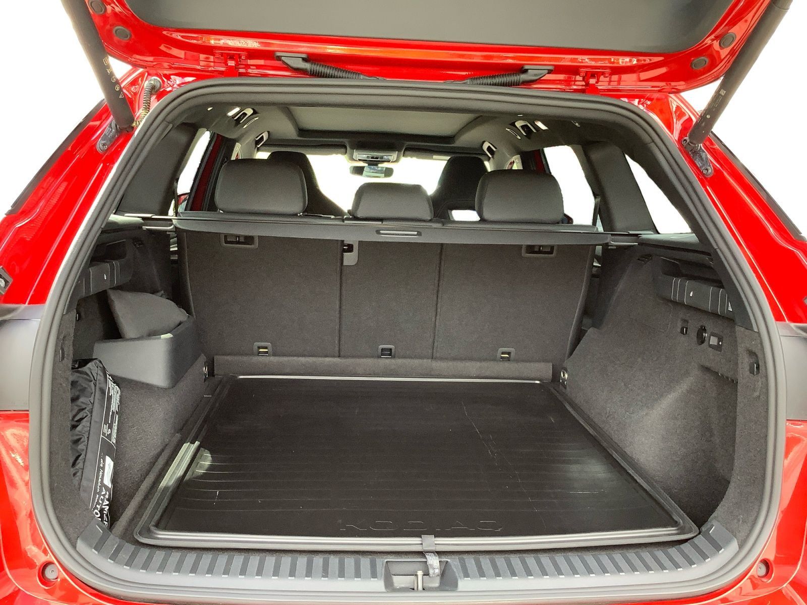 Skoda Kodiaq 2.0 TDI DSG Sportline AHK ACC Matrix Pano