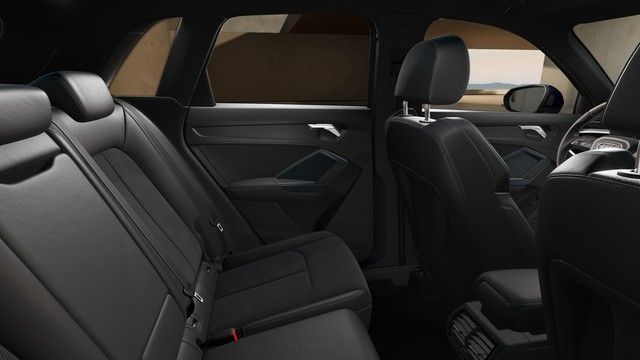 Audi Q3 40 TFSI quattro S line - Samsaru's Car Outlet