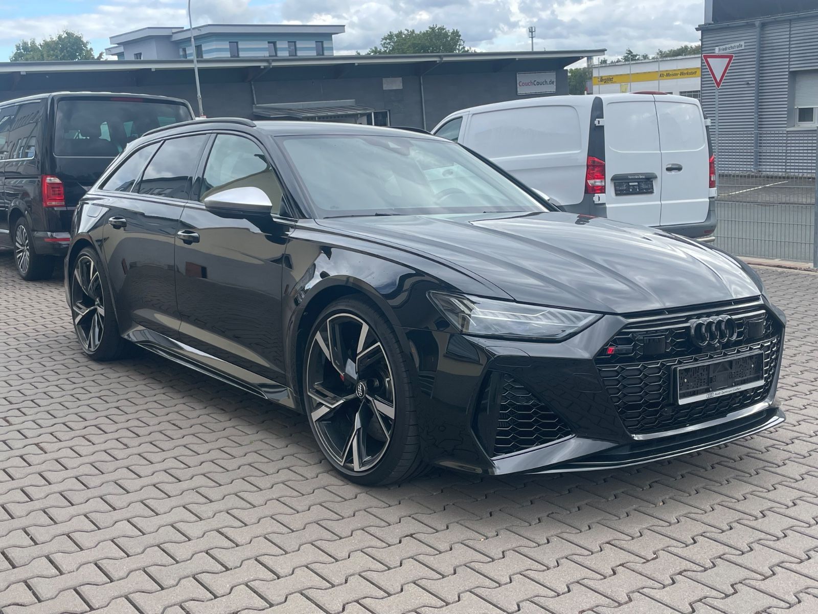 Audi RS6 4.0 TFSI Laser-HUD - ACC - 280 km/h - 22"