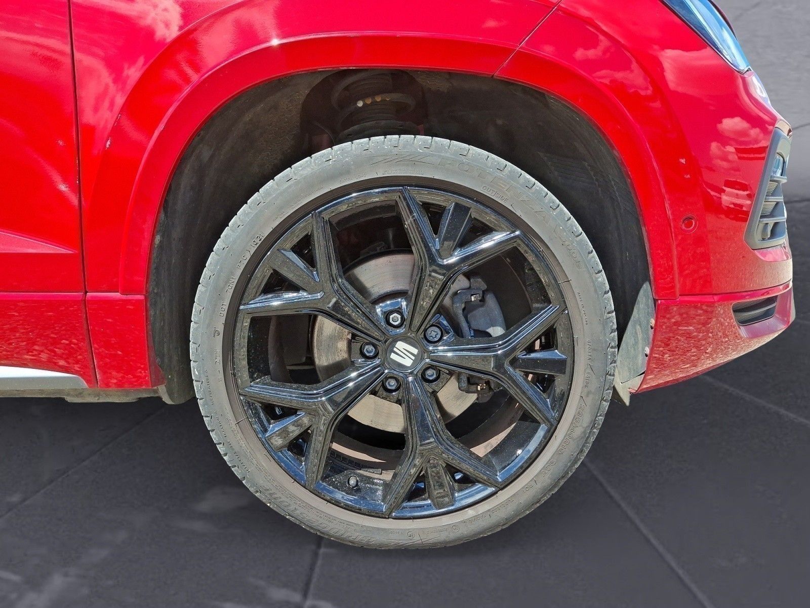 Seat Ateca 1,5 TSI DSG FR AHK*SHZ*PANO*ACC*NAVI*KAMER
