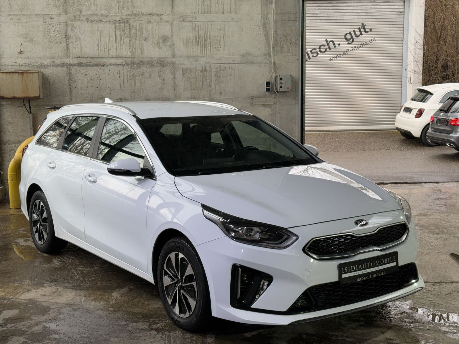 Kia Ceed Plug-in Hybrid Vision - Samsaru's Car Outlet