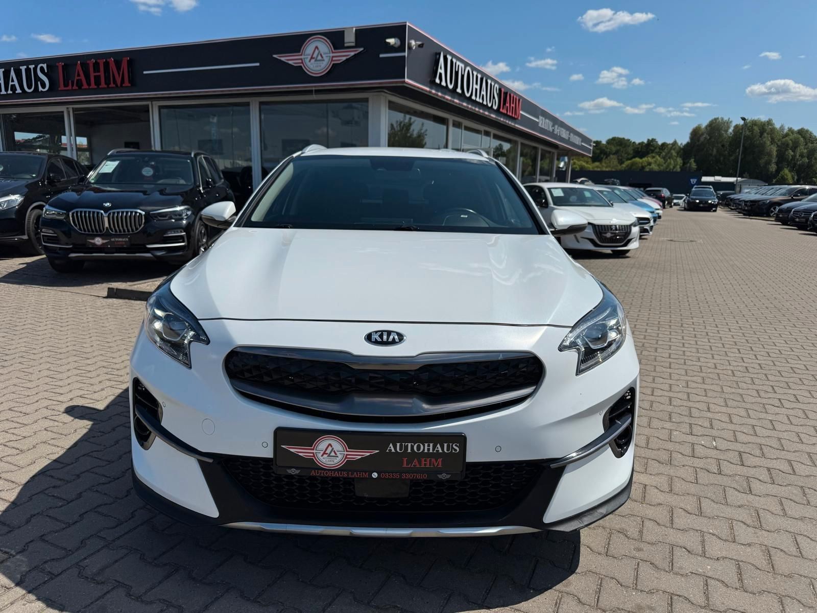 Kia XCeed 1.6 DCT Plug-in-Hybrid Platinum Edition - Samsaru's Car Outlet