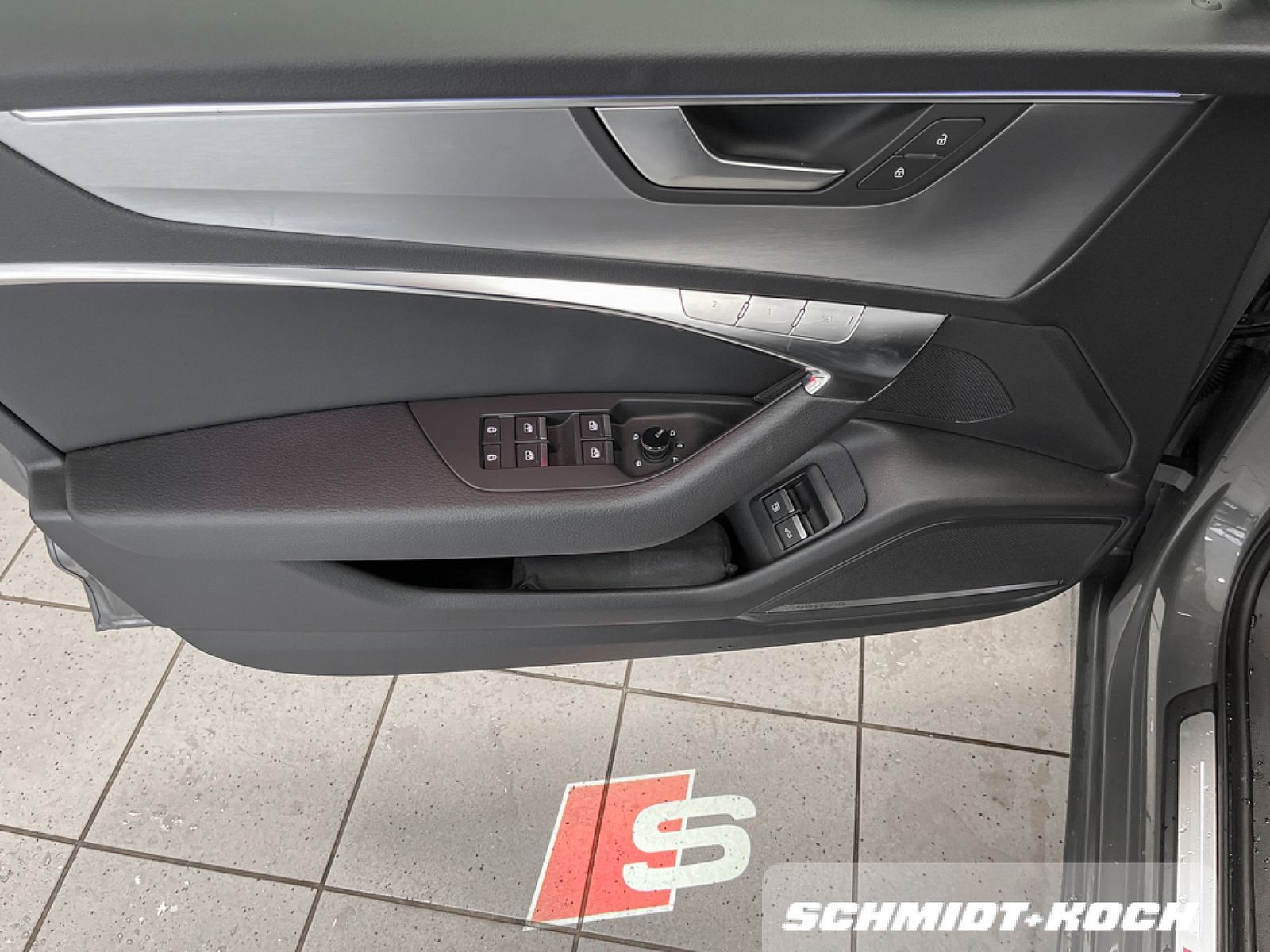 Audi A6 Avant 55 TFSI e quattro S line S-tronic NAVII