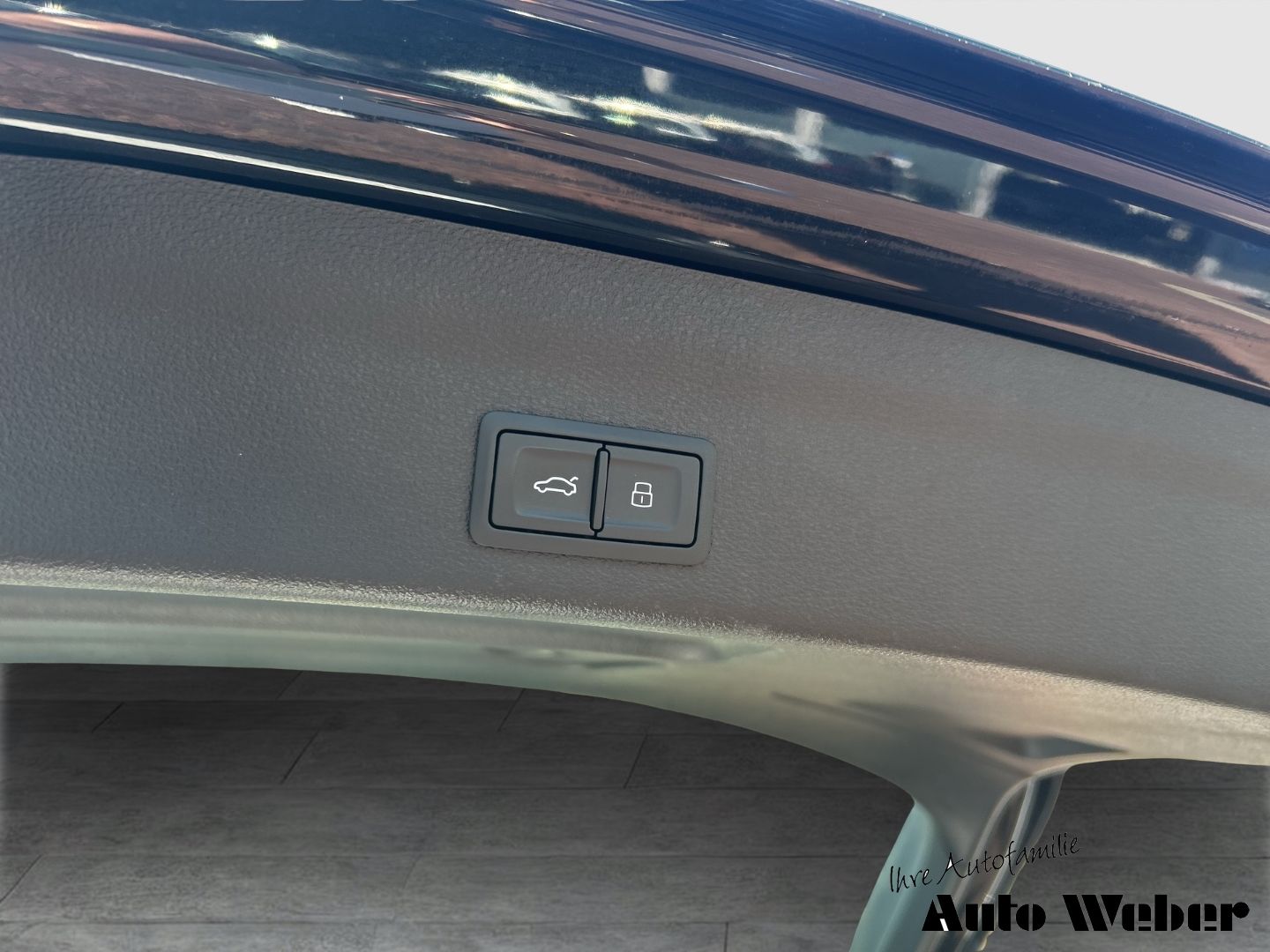 Audi A6 50TFSIe quattro S-line - Samsaru's Car Outlet