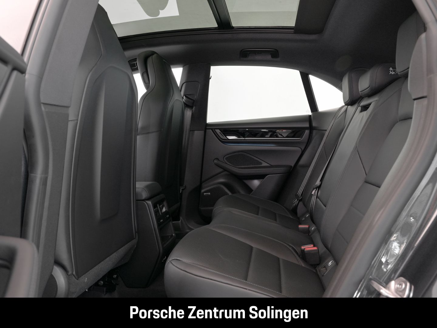 Porsche Macan 4 PANO PASM BOSE BeifahrerDP Surround