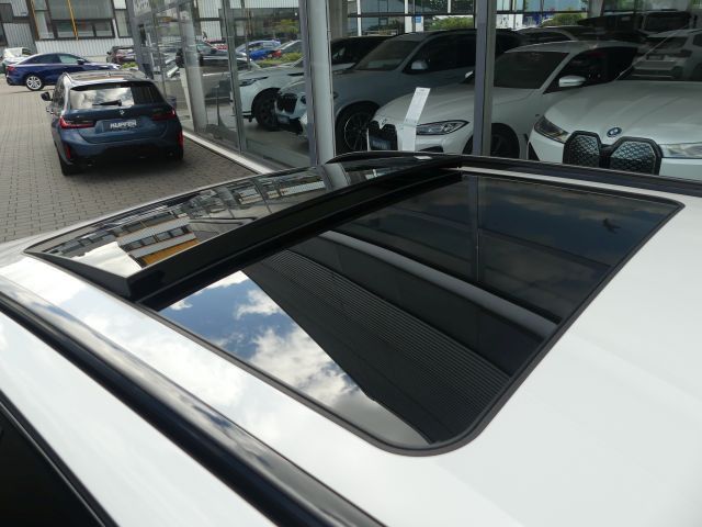 BMW 320 d xDriv Tou M Sport PRO ACC°Pano°Stdhzg.°19Z