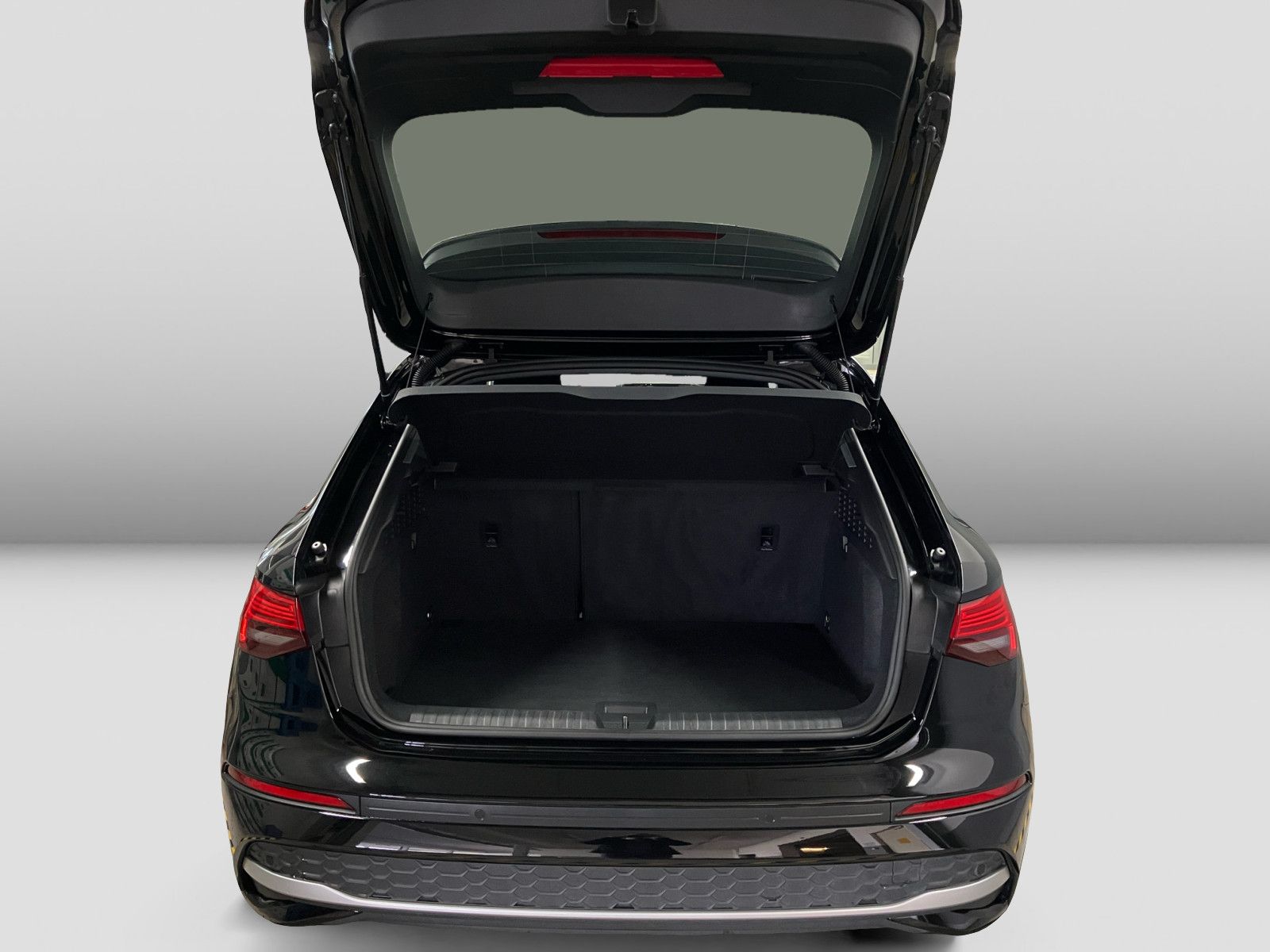 Audi A3 Sportback 30 TFSI - Samsaru's Car Outlet