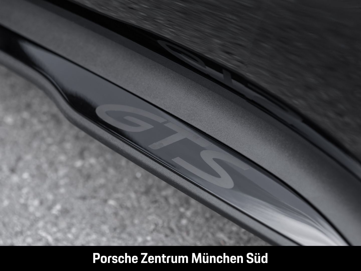 Porsche Taycan GTS LED-Matrix Panorama Surround-View