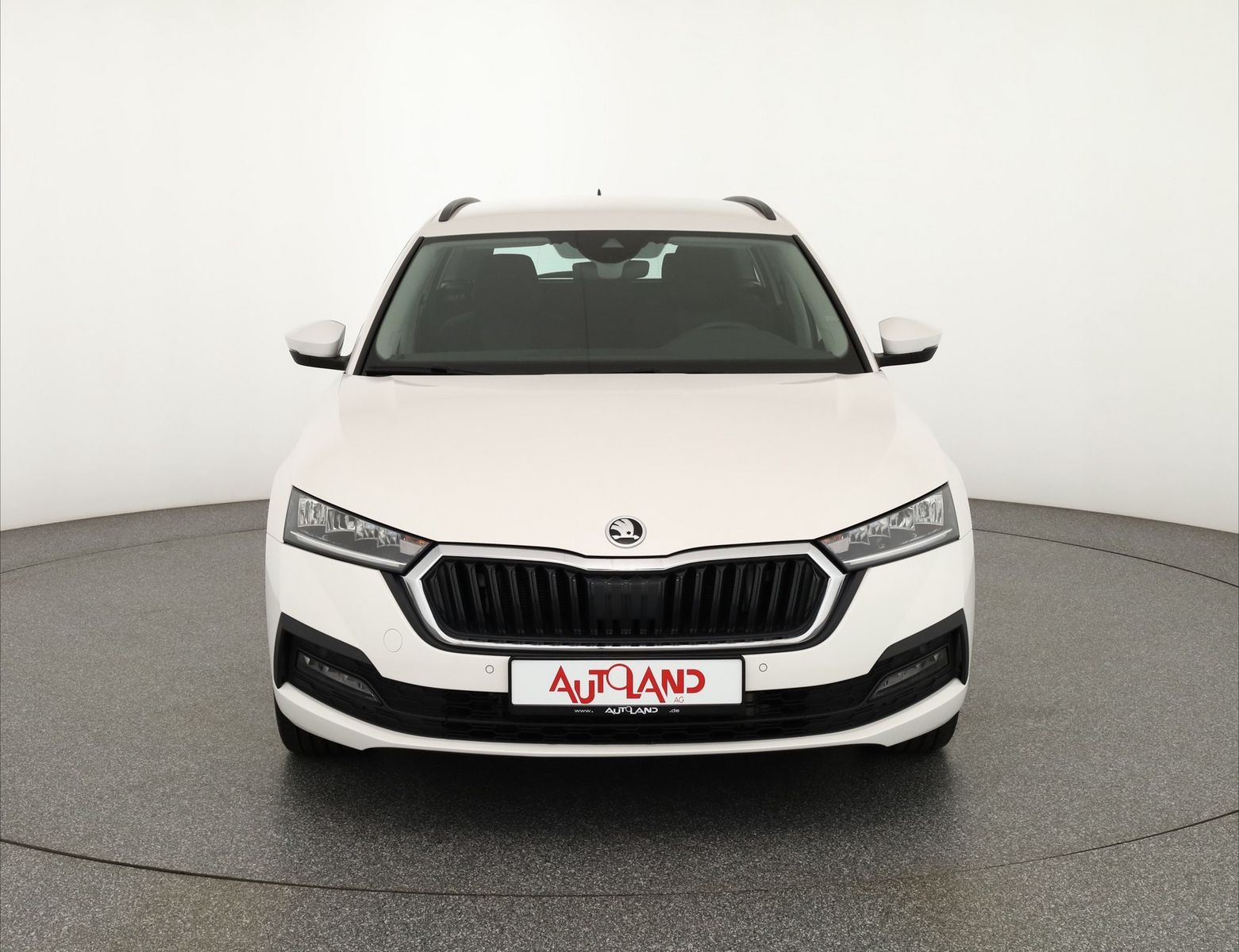 Skoda Octavia Combi 1.4 TSI iV Ambition - Samsaru's Car Outlet