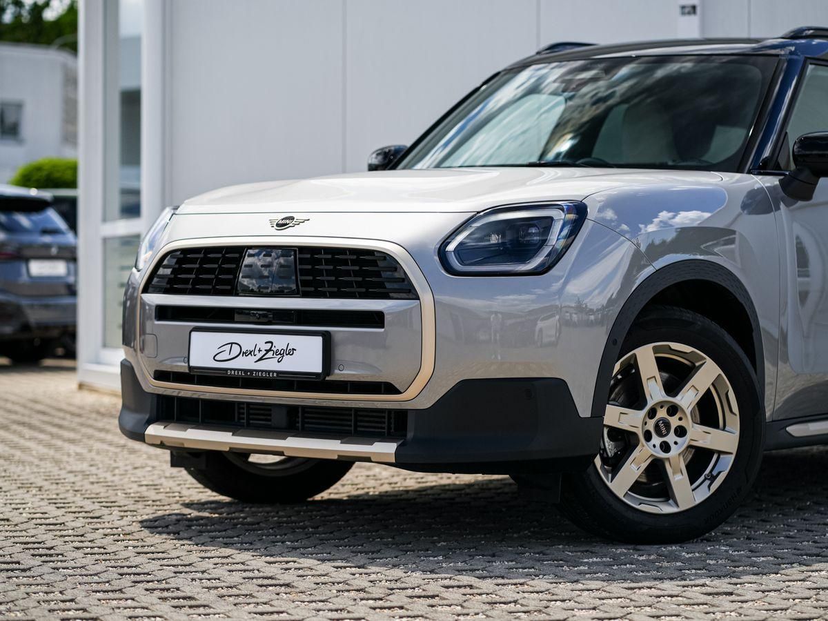 MINI Countryman C Favoured-T Paket XL - Samsaru's Car Outlet
