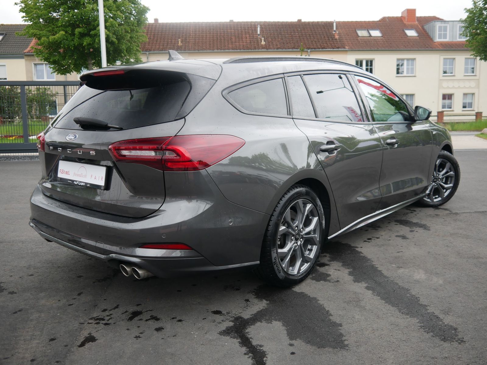 Ford Focus Turnier 1.0 M-Hybrid ST-Line LED Navi ACC