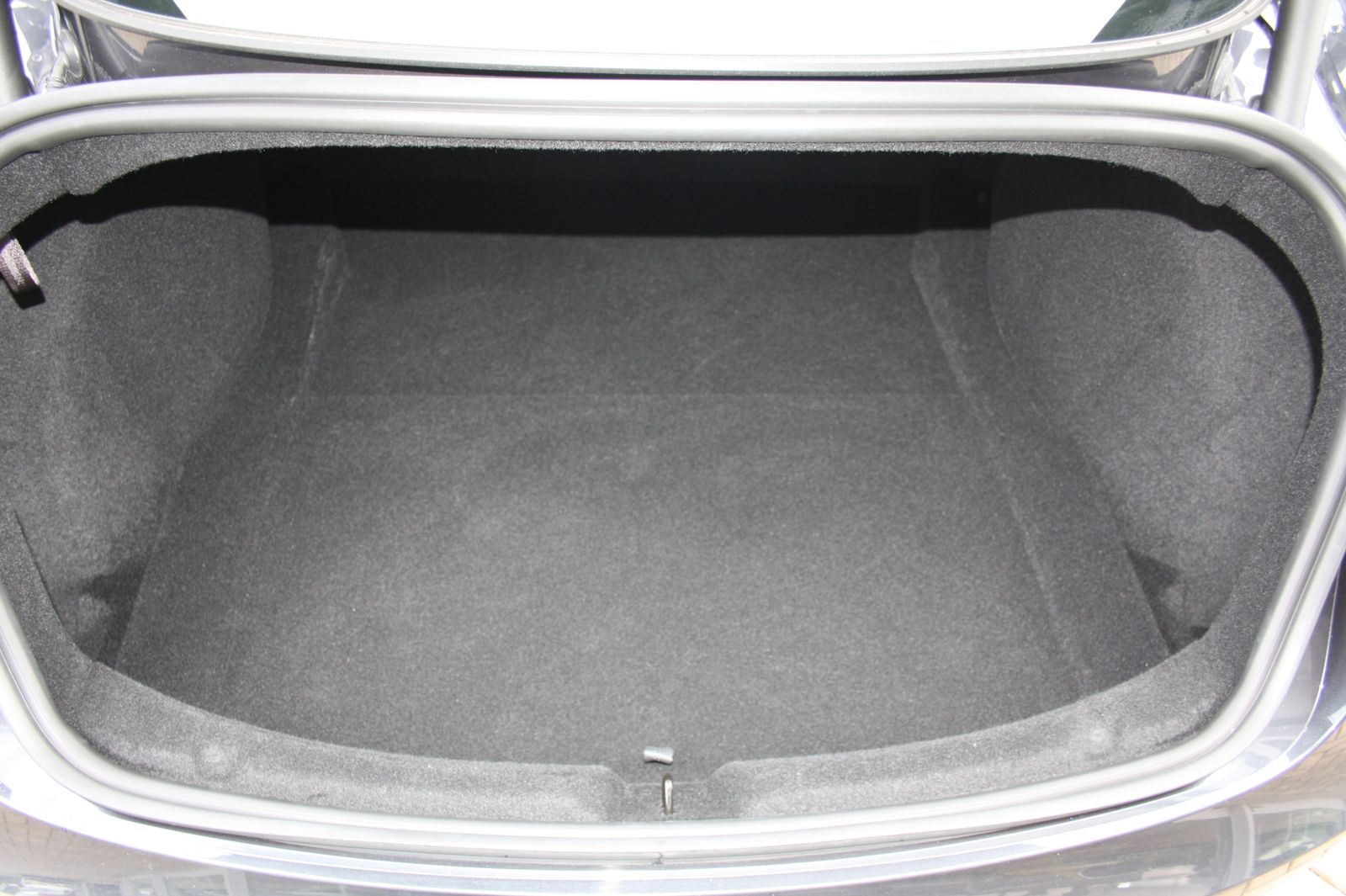 Tesla Model 3 HIGHLAND SR RWD PANORAMA 1.HAND