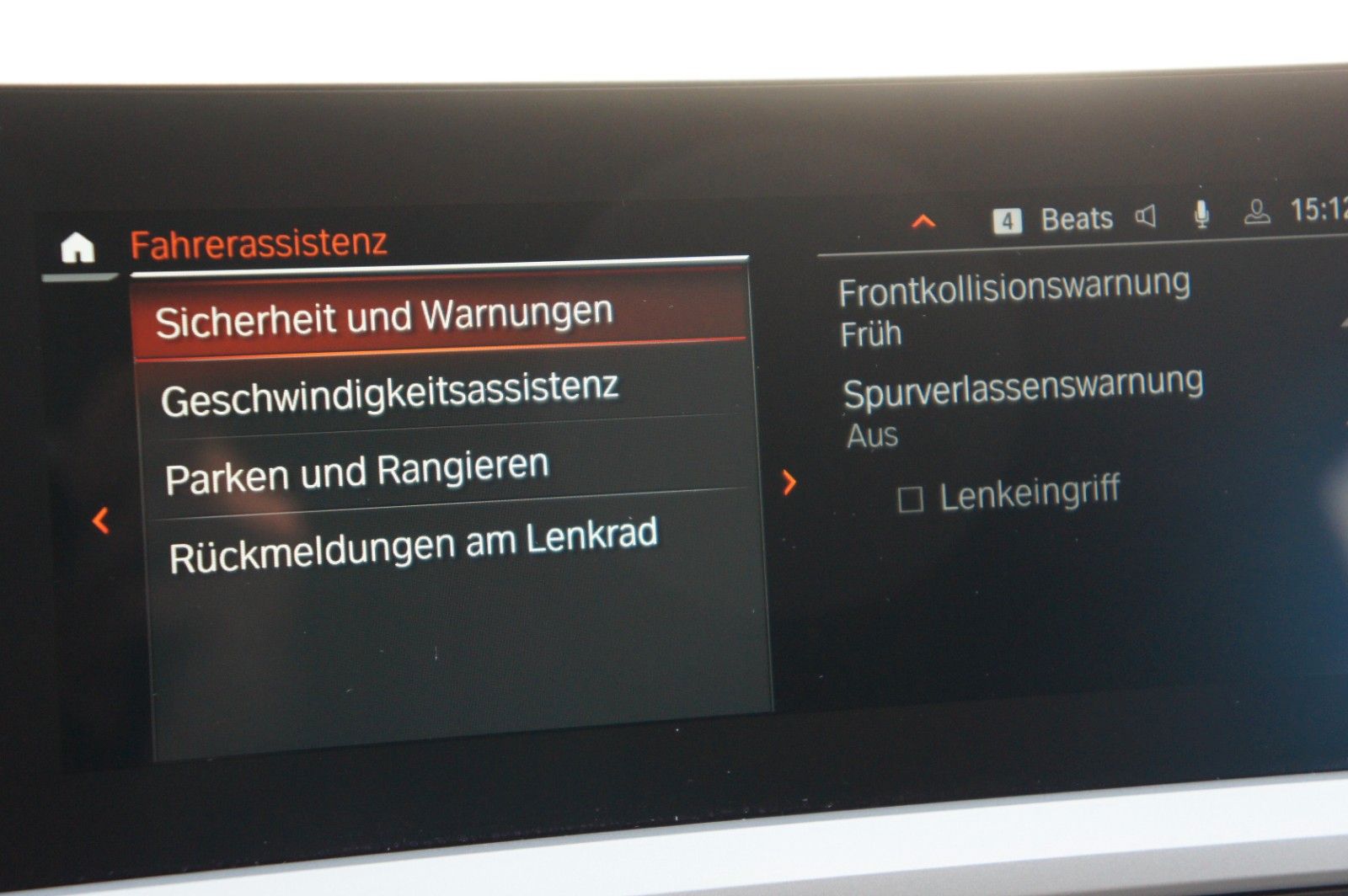 BMW 320d xDrive Advantage - Samsaru's Car Outlet