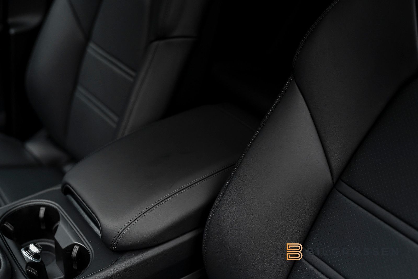 Porsche Cayenne Coupe E-Hybrid BOSE Sport Exhuast P-Disp