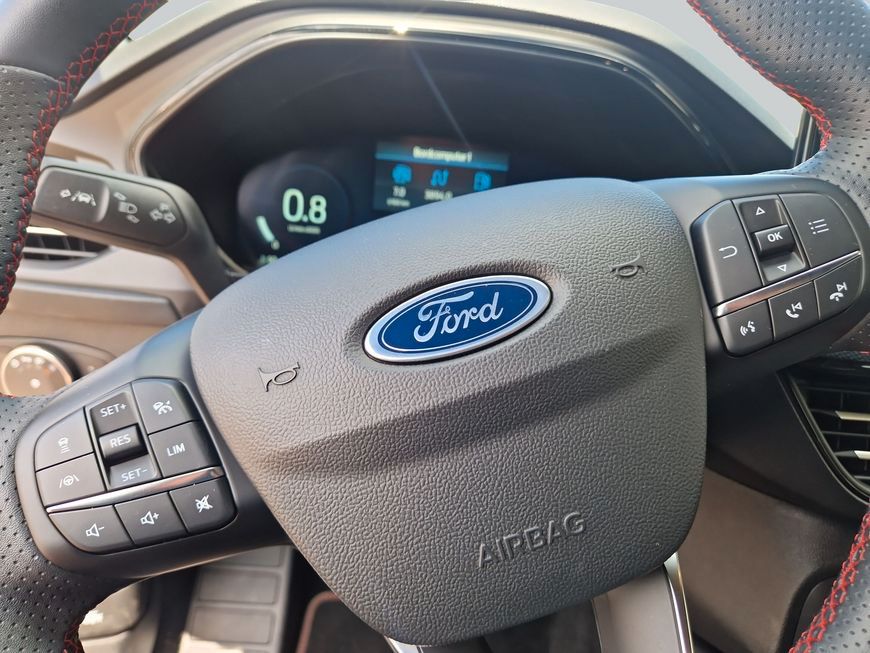 Ford Focus Turnier 1.0 EcoBoost Hybrid Aut. ST-LINE X