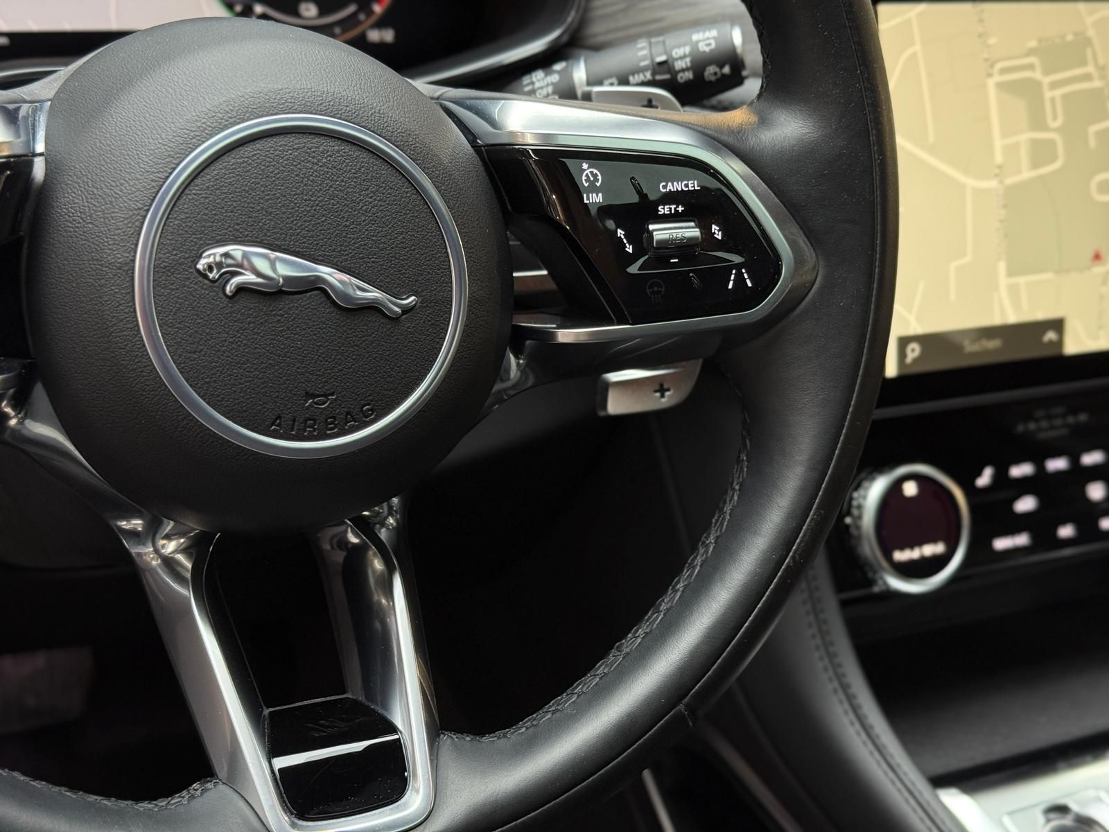 Jaguar F-Pace P400e S AWD Plug-In Hybrid*Pano*ACC*LED*