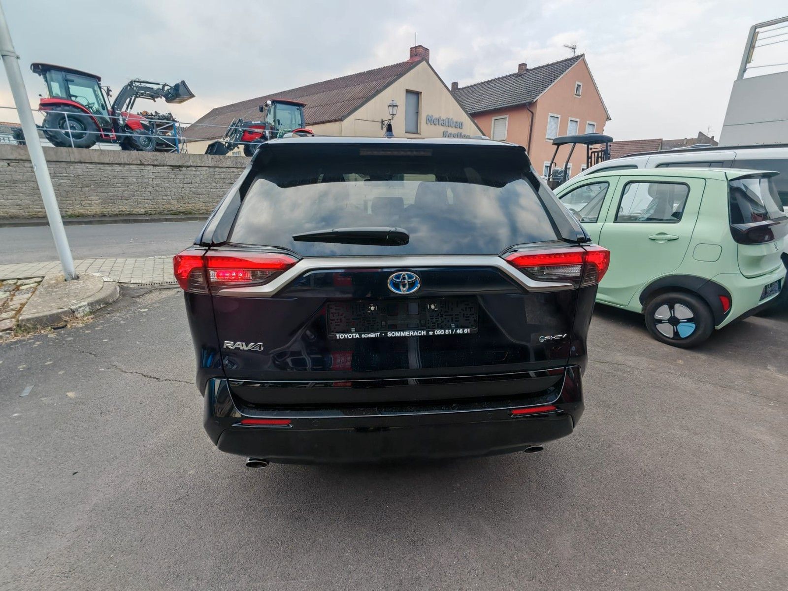 Toyota RAV 4 Plug-in Hybrid 4x4 Teamplayer Neu