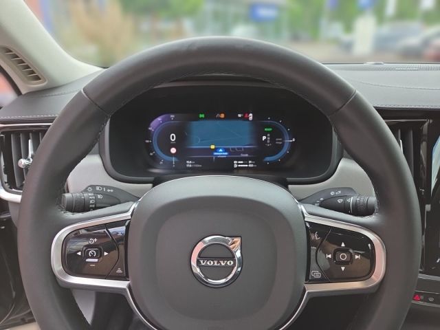 Volvo S90 T8 AWD Plug-In Hybrid Plus Dark VollLED,Goog