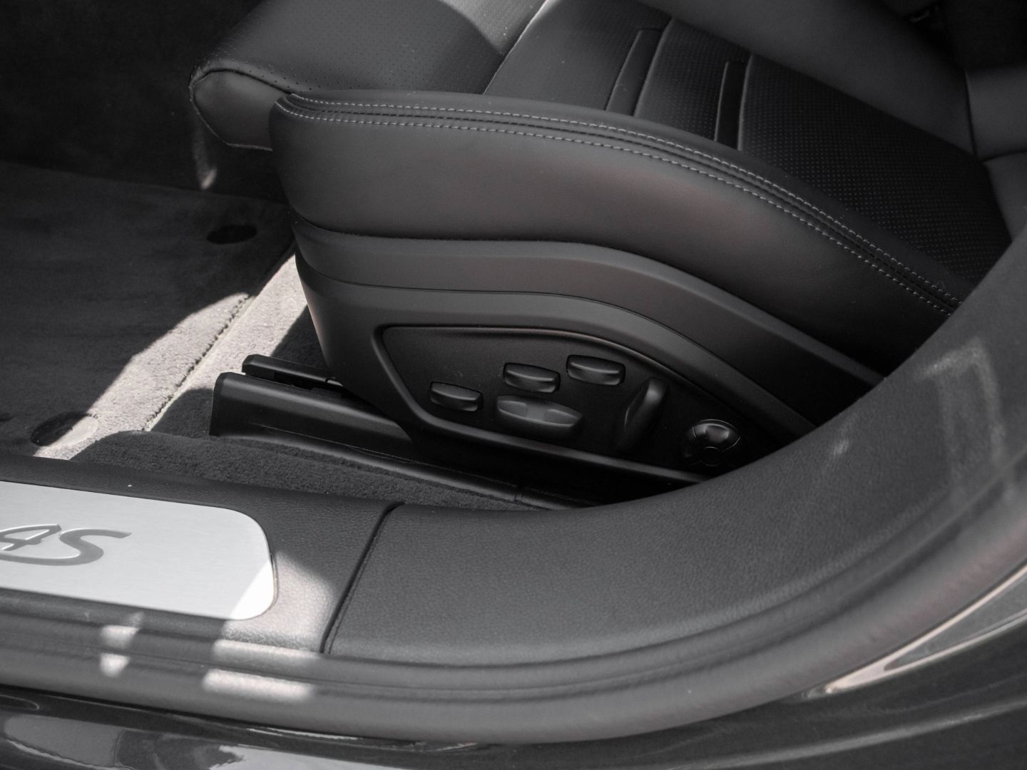 Porsche Panamera 4S E-Hybrid Sport Turismo 21-Zoll BOSE