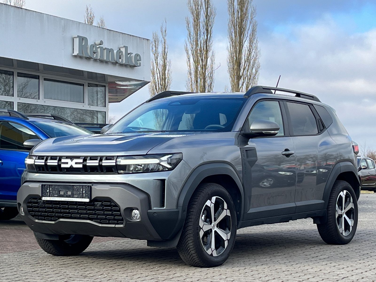 Dacia Duster TCe 130 4x4 Journey - Samsaru's Car Outlet
