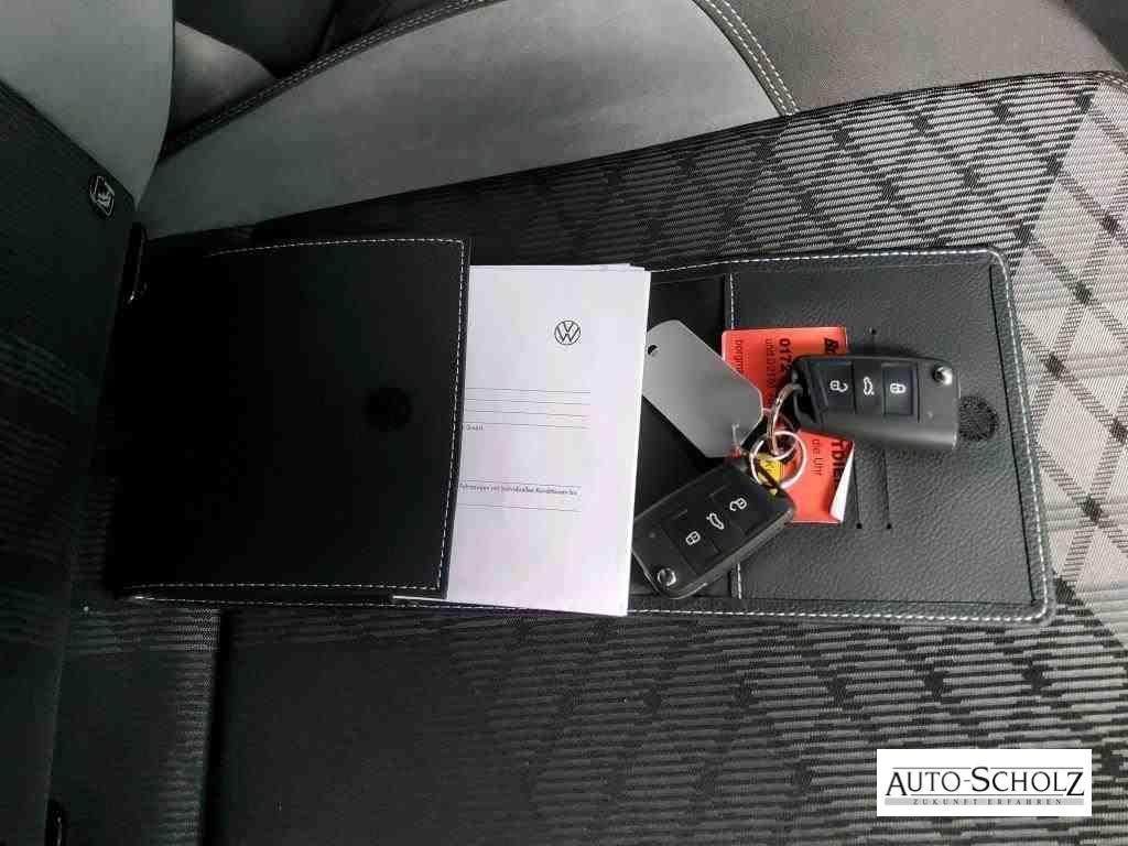 Volkswagen Taigo 1.0 TSI R-Line - Samsaru's Car Outlet