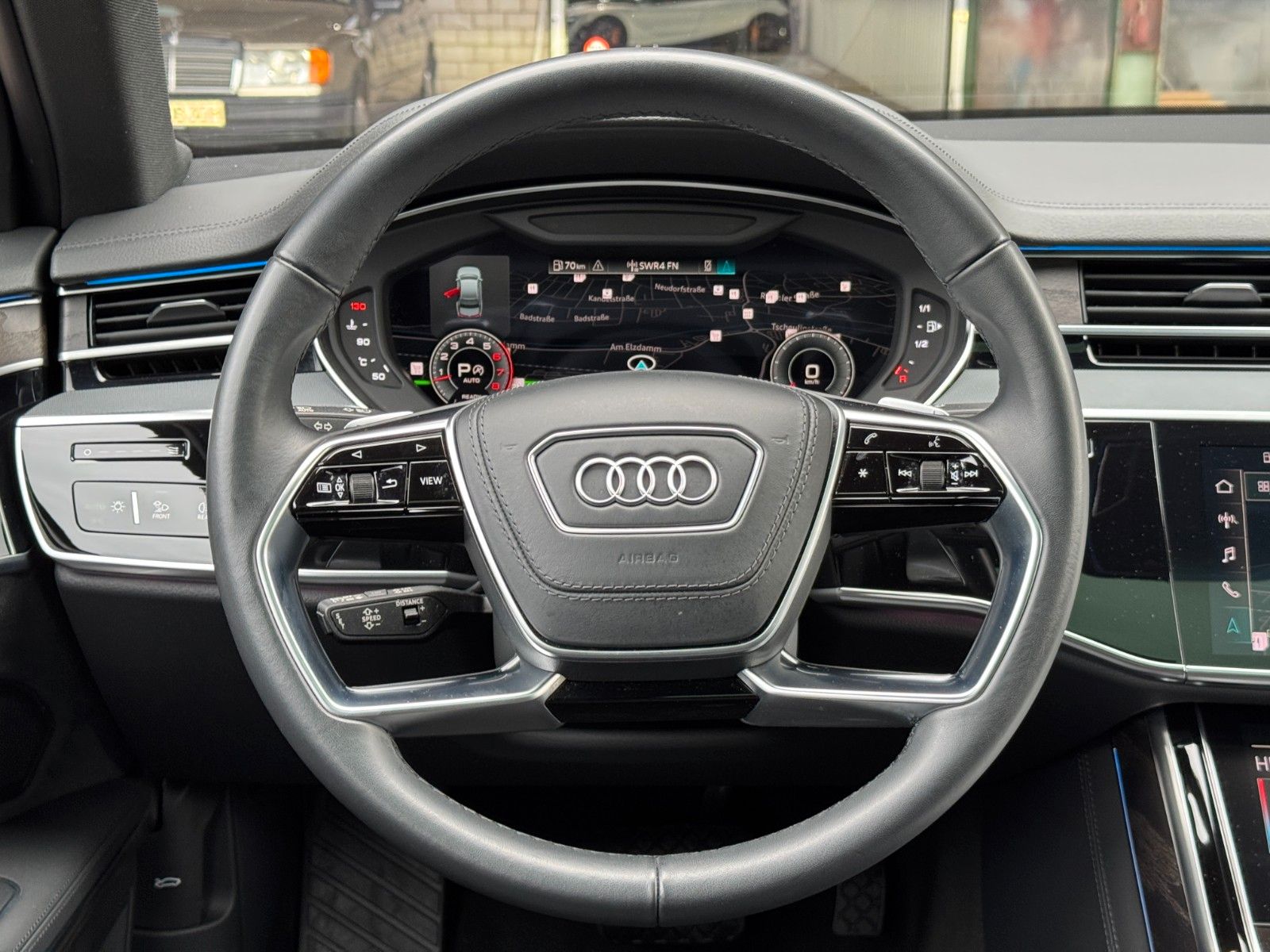 Audi A8 55 TFSI quattro - Samsaru's Car Outlet