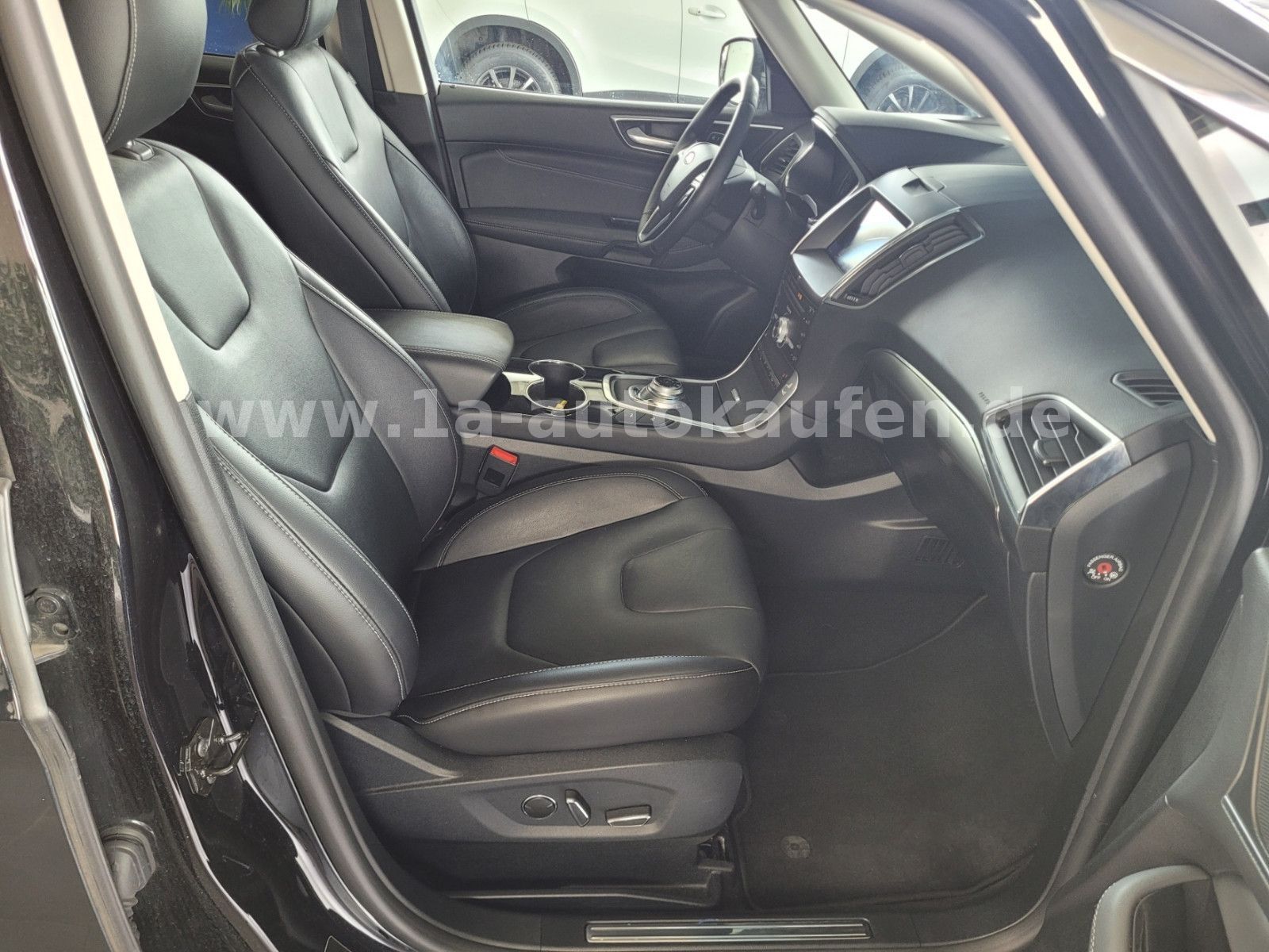 Ford S-Max FHEV Titanium m. Leder/ACC/LED/Kamera