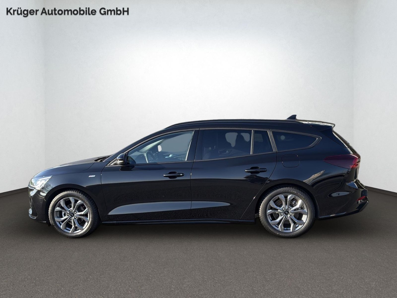 Ford Focus Turnier ST-Line X Aut  LED Head Up aAHK