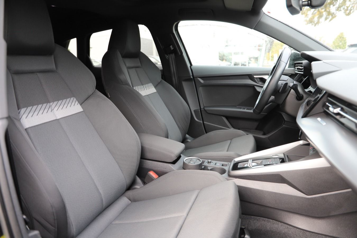 Audi A3 Sportback 35 TFSI S tronic Fahrschulfahrzeug