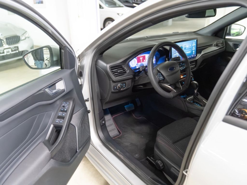 Ford Focus 1.0 MHEV Aut. ST-Line X Navi Matrix-LED AC