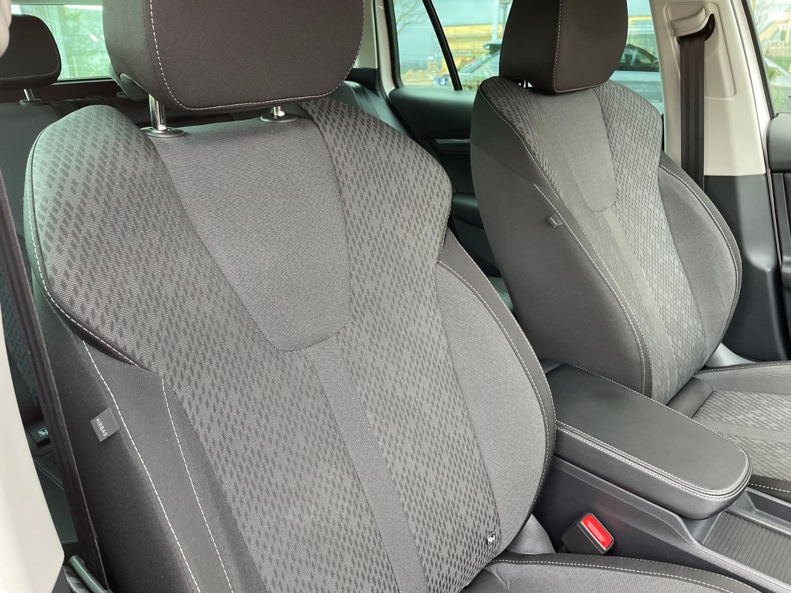 Skoda Octavia Combi 2.0 TDI Style - Samsaru's Car Outlet