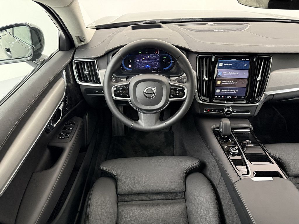 Volvo S90 T8 Ultimate Dark Plug-In Hybrid AWD