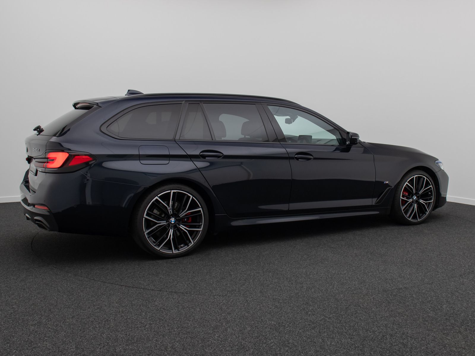 BMW 540d xD M Sport 360° HUD DAB H/K Panorama 20Zoll