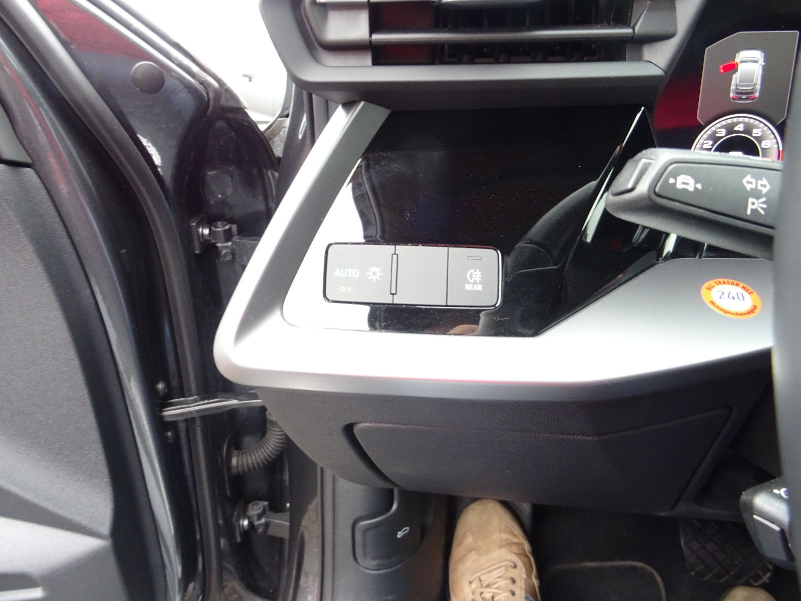 Audi A3 Sportback 30 TFSI S line Navi LED SHZ Virtual