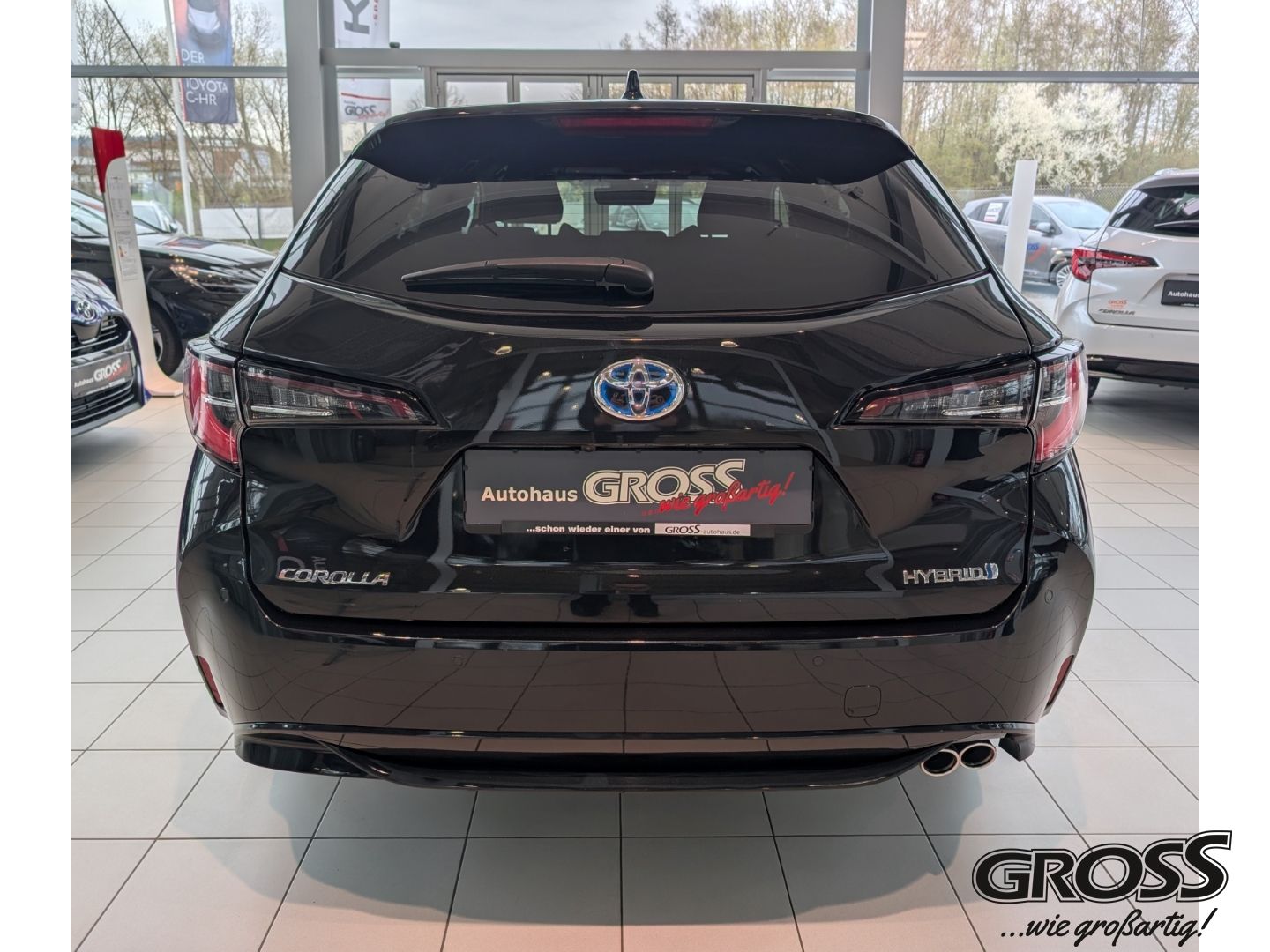 Toyota Corolla Touring Sports Hybrid Team D - Samsaru's Car Outlet