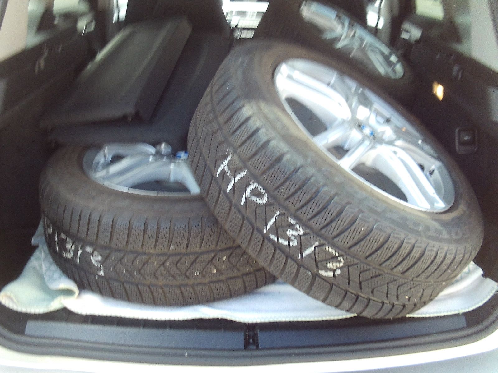 BMW X1 xDrive 25 d Advantage - Samsaru's Car Outlet