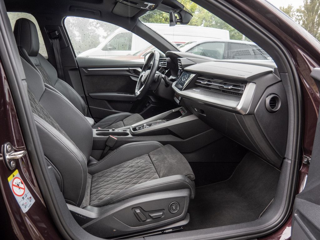 Audi A3 Sportback 40TFSI S line MATRIX NAVI PANORAMA