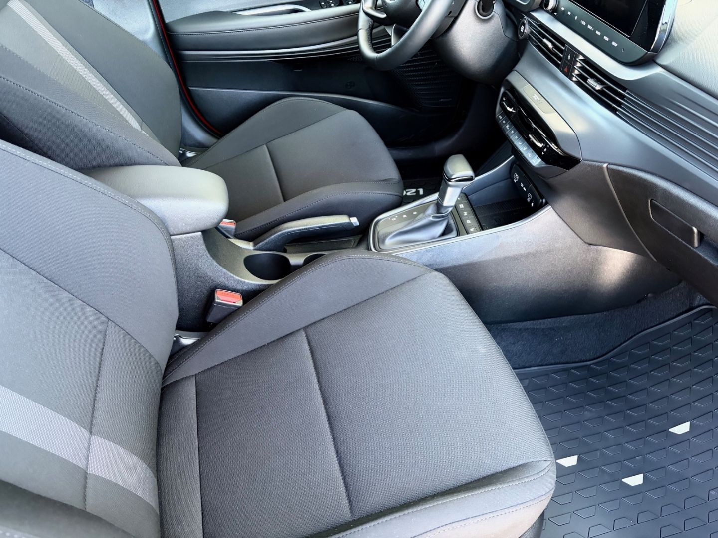 Hyundai i20 1.0 T-GDI Prime Automatik Navi Bose LED