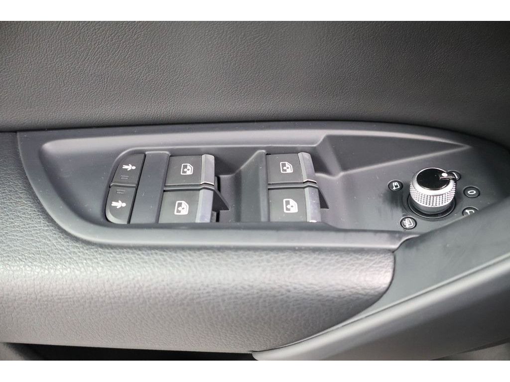 Audi Q5 40 TDI quattro advanced - Samsaru's Car Outlet