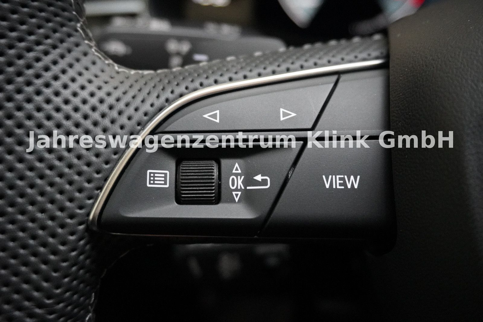 Audi Q8 S-Line 50 tdi quattro tiptronic - Samsaru's Car Outlet
