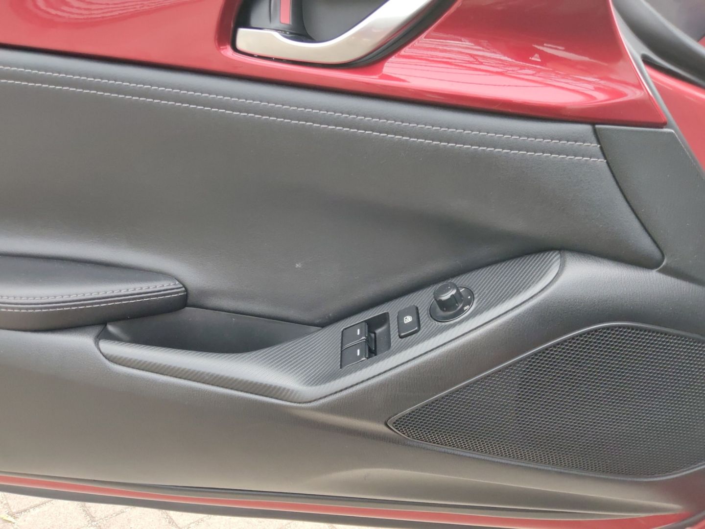 Mazda MX-5 Exclusive-Line RF 1.5 El. Verdeck Navi Lede