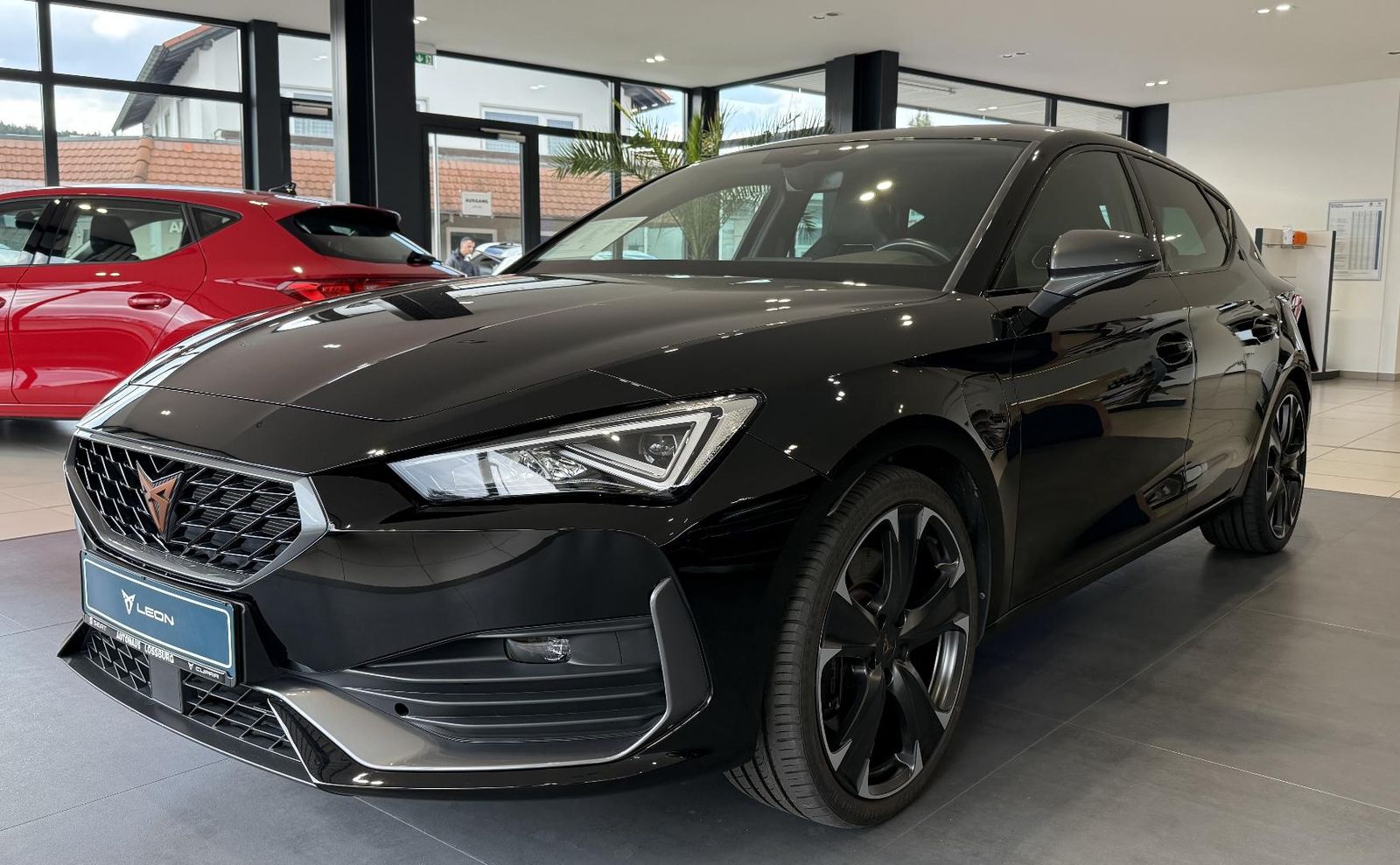 Cupra Leon VZ 1.4 e-Hybrid - Samsaru's Car Outlet