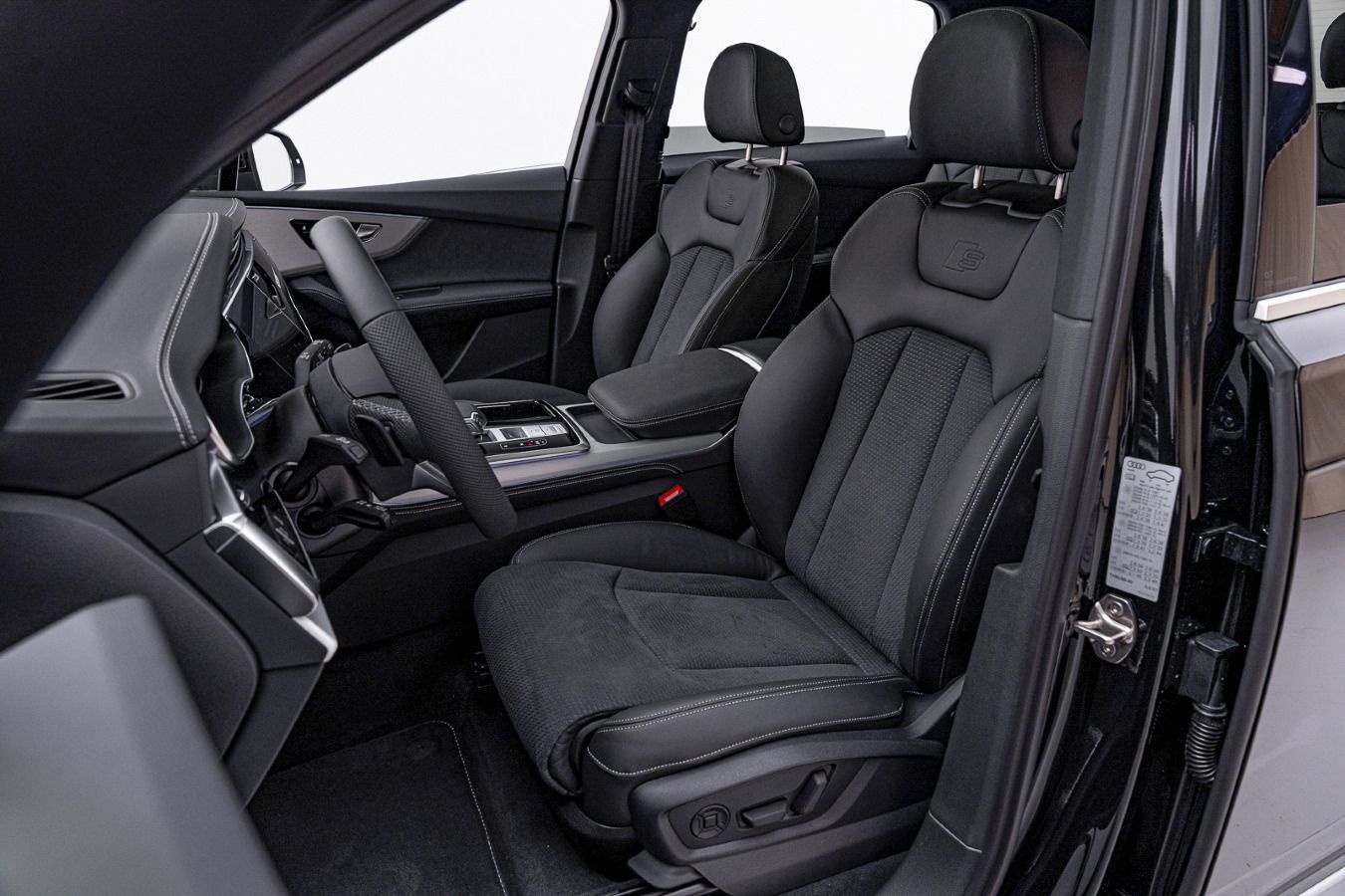 Audi Q7 SUV 50 TDI quattro TIP-TRO*LUFT*AHK*PANO*B&O*
