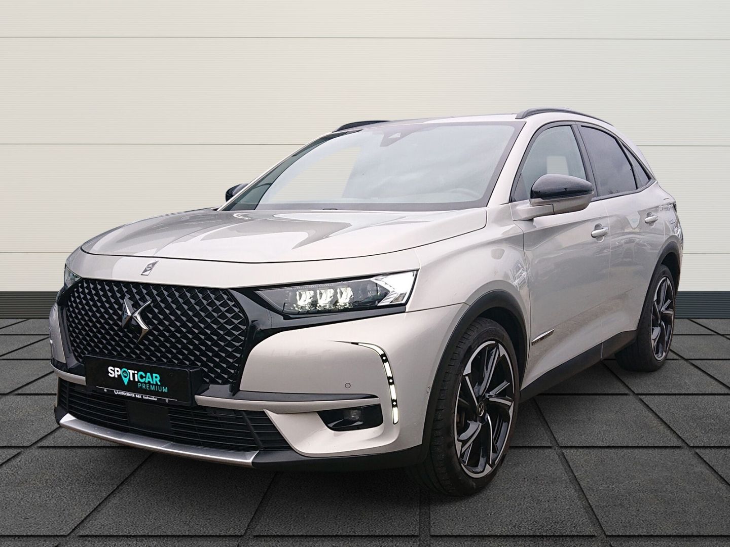 DS Automobiles DS7 Crossback E-TENSE 4x4 LOUVRE Hifi Panodach N