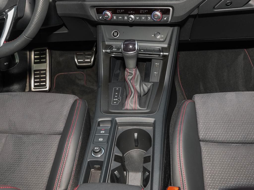 Audi Q3 Sportback S-line 45 TFSI quattro MATRIX+PANO