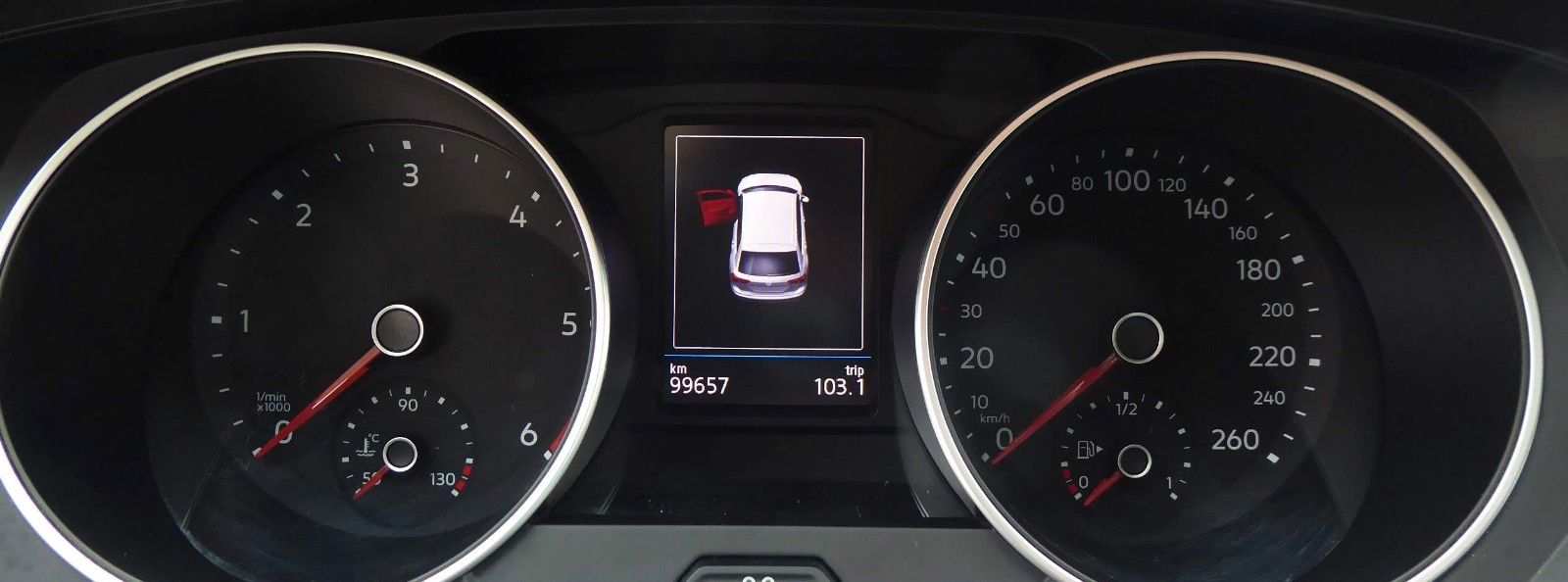 Volkswagen Tiguan Life 4Motion 2.0 TDI - Samsaru's Car Outlet
