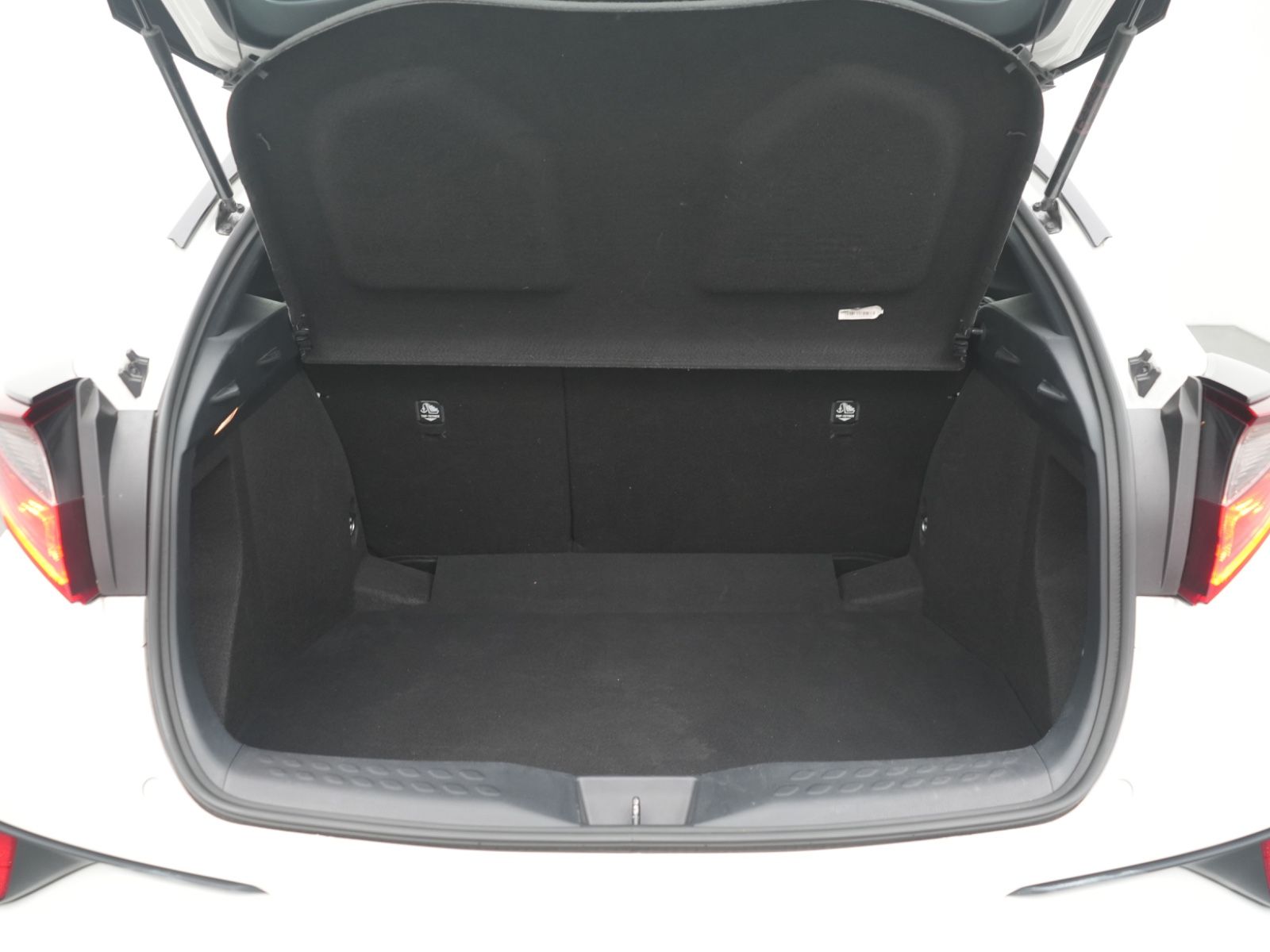 Toyota C-HR Hybrid - Samsaru's Car Outlet
