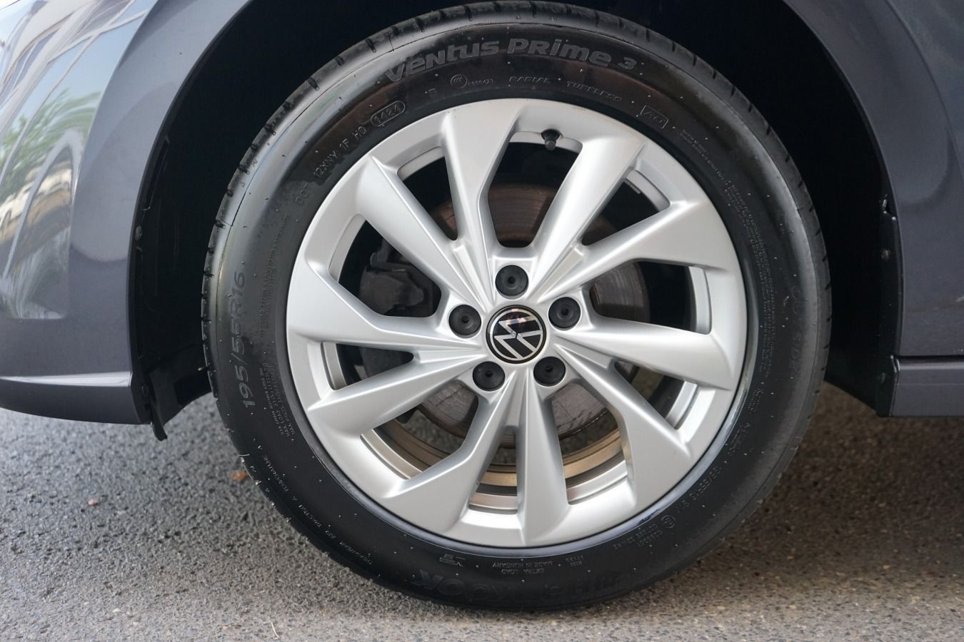Volkswagen Polo 1.0 TSI Style - Samsaru's Car Outlet