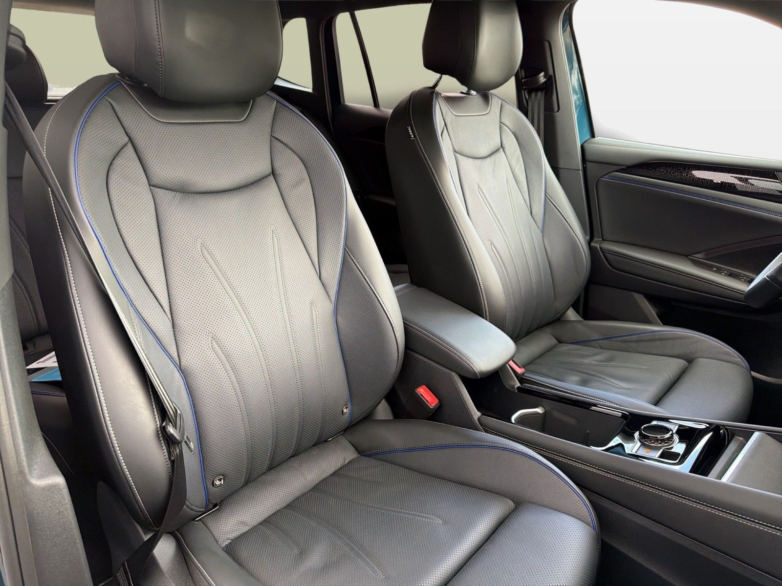 Volkswagen Tiguan 1.5 TSI eHybrid  DSG RLine BlackStyle H&K