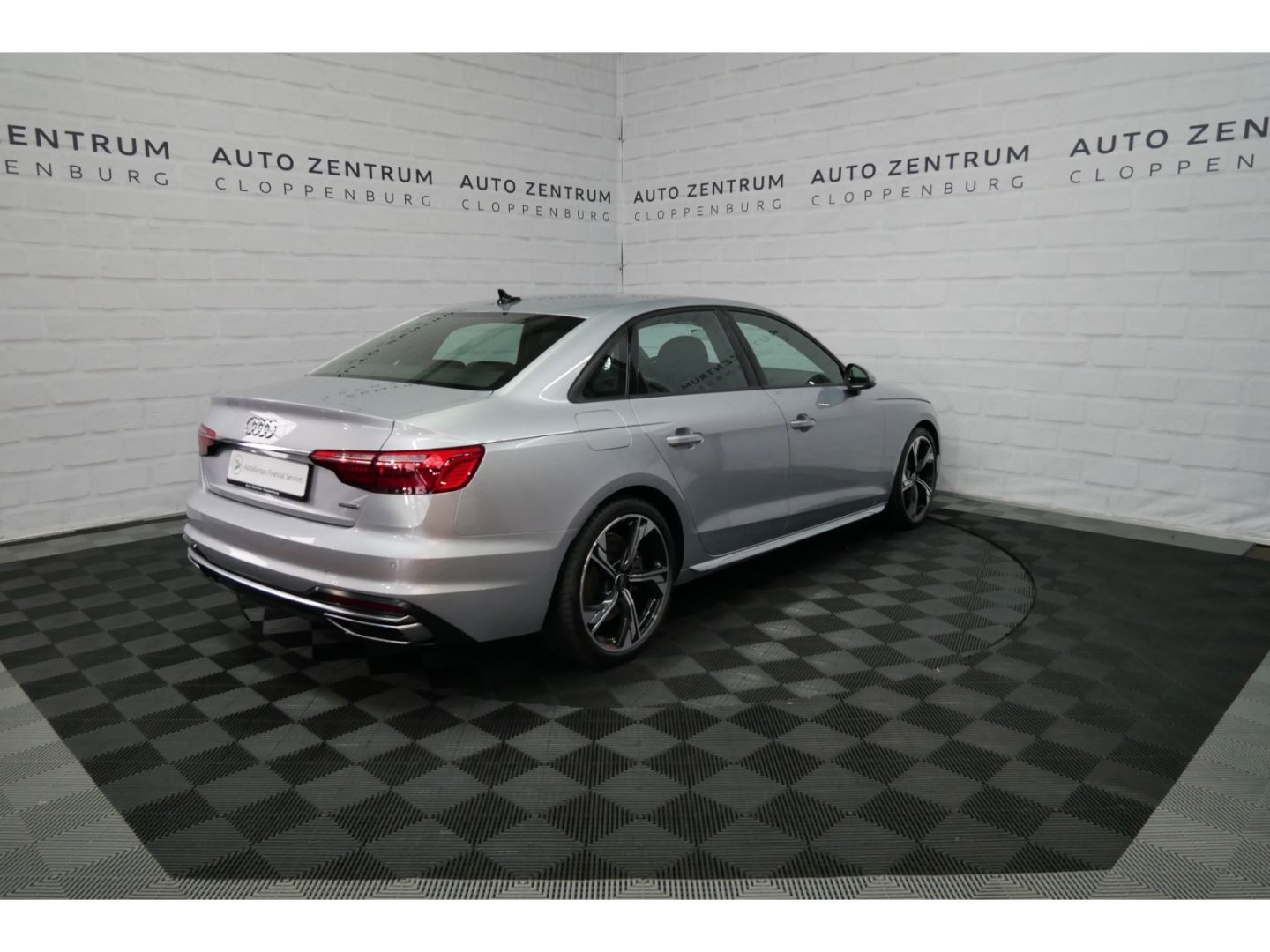 Audi A4 50 TDI q S line LED+Navi+Leder+Sportsitze+19'